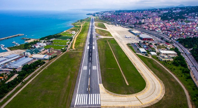 Trabzon Havalimanı pisti, yenileniyor