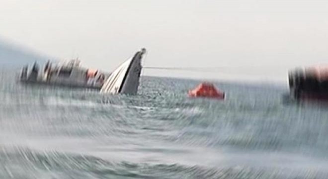 Göçmenleri taşıyan tekne battı: 81 kişi kayıp