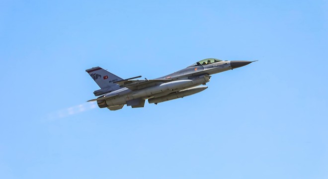 Türk Yıldızları yerine F-16’lar Antalya semalarında olacak