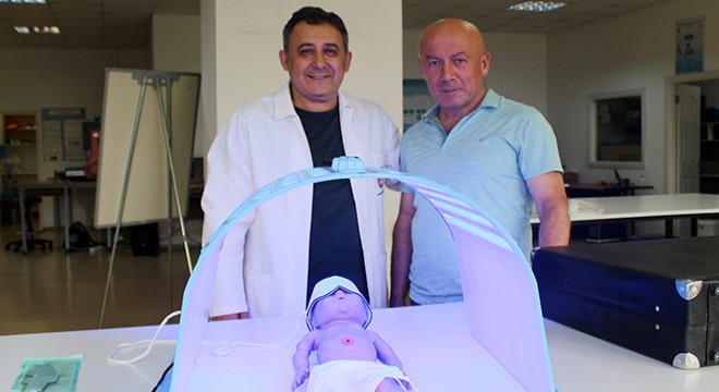 Türk bilim insanları, ev tipi fototerapi cihazı üretti