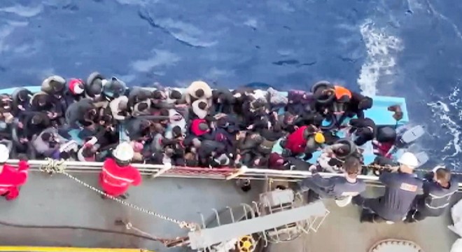 Türk tanker gemis i139 mülteciyi kurtardı