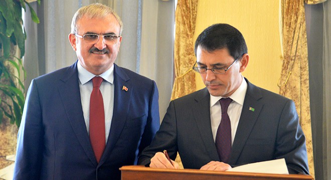 Türkmenistan büyükelçisinden Vali Karaloğlu na ziyaret