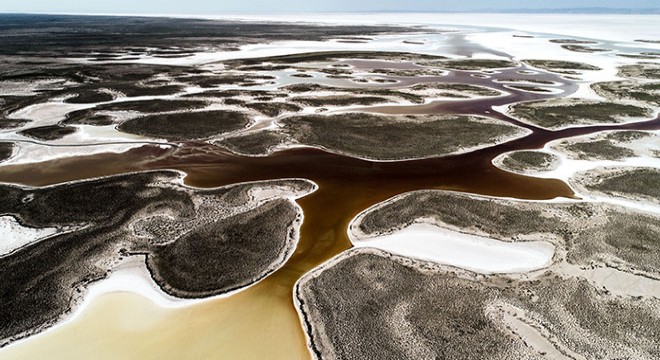 Tuz Gölü’nde yıllık 1,3 milimetre hareket