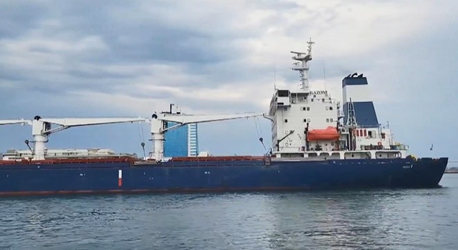 Ukrayna’nın tahıl gemisi Razoni yola çıktı