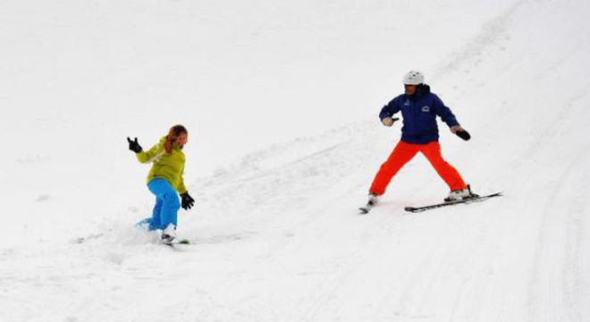 Uludağ da Nisan ayında kayak pistleri yeniden açıldı