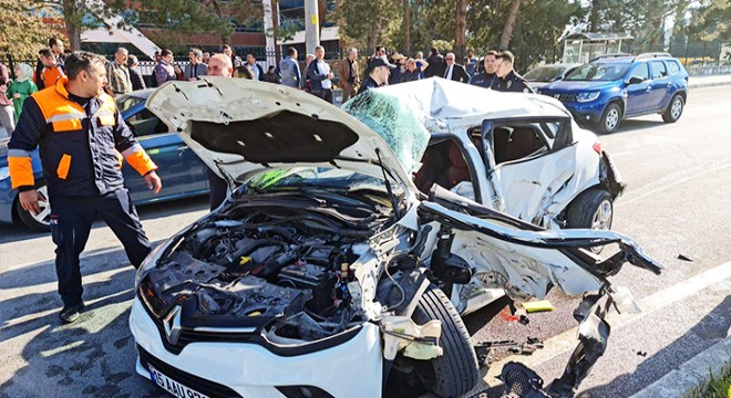 Üniversite idari personeli kazada öldü