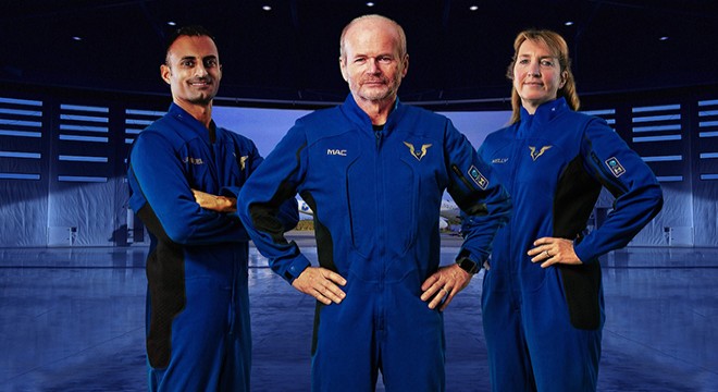 Uzay seyahatlerinde giyilecek kıyafetler görücüye çıktı