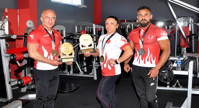 Vücut geliştirme sporcuları, Avrupa Şampiyonası na Manavgat ta hazırlanıyor