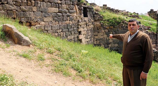 Yönetmen Elia Kazan ın Kayseri deki evi harabeye döndü