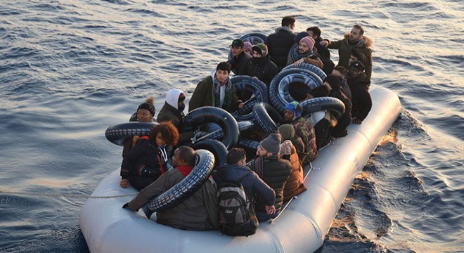 Yunan askerlerinin ittiği göçmenleri, Türk askeri kurtardı