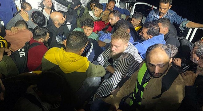 Yunan unsurlarının geri ittiği 17 kaçak göçmen kurtarıldı