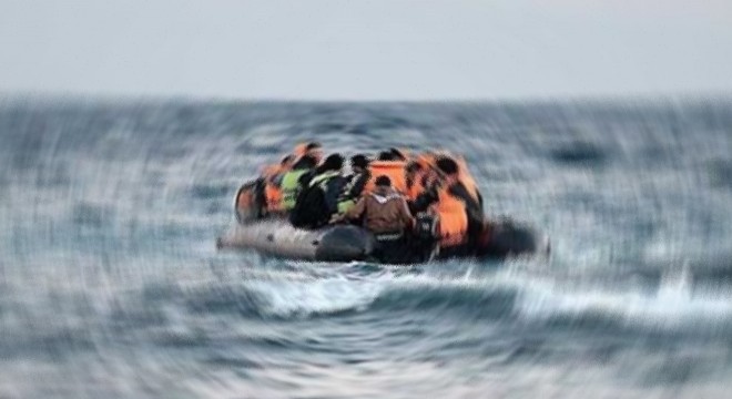 Yunanistan ın geri ittiği göçmenler kurtarıldı