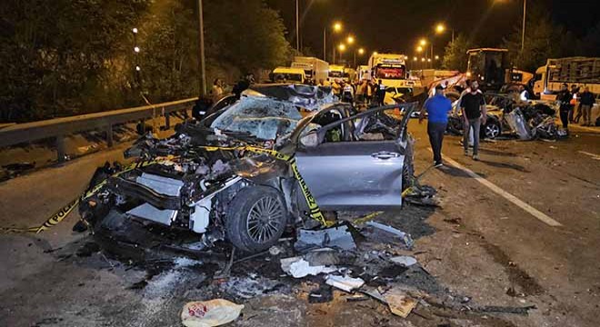 Zincirleme trafik kazası: 7 ölü, 7 yaralı