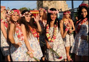 Antalya da 2 milyon Çiçekli Festival