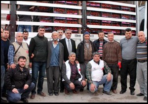 Toptancı Hal de Türkmenlere yardım kampanyası