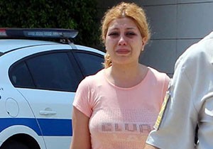 Alanya da iç çamaşırı hırsızı kadın turist yakalandı