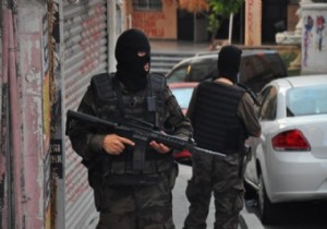 Antalya da terör operasyonu: 24 gözaltı