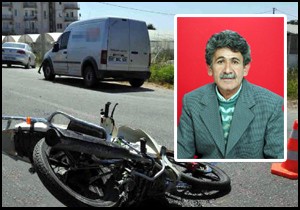 Kasksız motosiklet sürücüsü kazada öldü