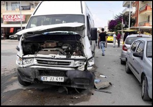 Manavgat ta trafik kazası: 11 yaralı
