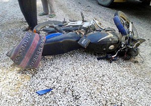Beton mikseriyle motosiklet çarpıştı: 2 yaralı