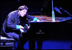 Ünlü piyanist Fazıl Say Antalya da konser verdi