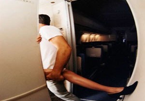 Uçakta seks krizi