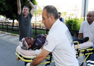 Antalya da 2 ailenin meydan savaşı: 5 yaralı