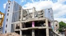 Dünyanın en saçma binasının yüzde 70'i yıkıldı