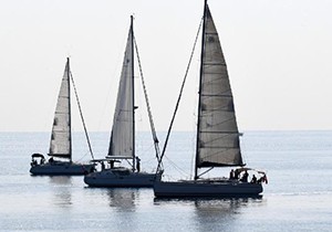  Yelkenler,  Ata mız için yarıştı 