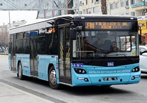 Resmi plakalı otobüsler ve tramvay bayramda ücretsiz