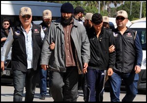 Antalya da 7 IŞİD şüphelisi adliyeye sevk edildi