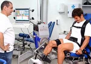 Atletıco Madrıd’de Emre Belözoğlu ve diğer futbolcular sağlık testinden geçtiler