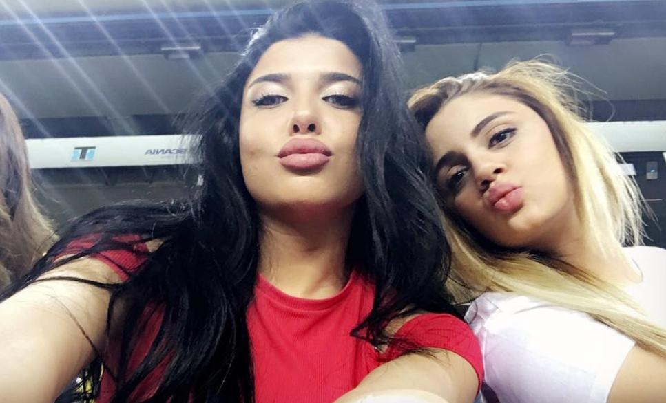 Türk futbolcunun eşi çıktı - 12