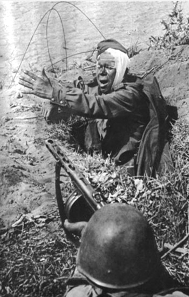 İLGİNÇ VE ETKİLEYİCİ TARİHİ FOTOĞRAFLAR - 16
