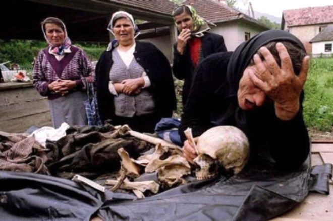 İLGİNÇ VE ETKİLEYİCİ TARİHİ FOTOĞRAFLAR - 5
