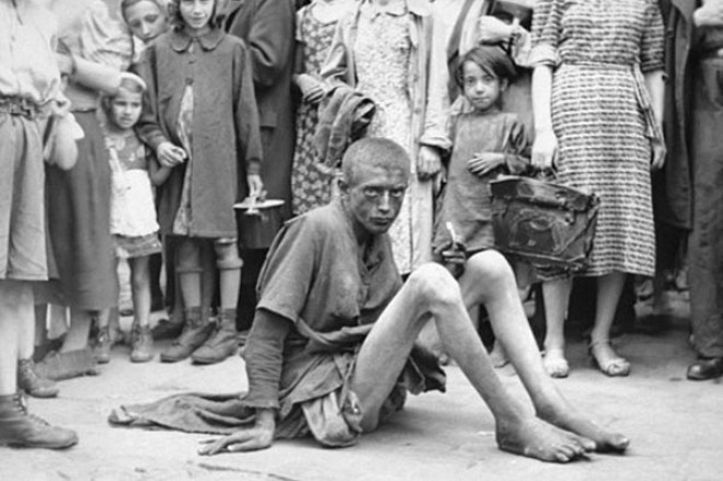 İLGİNÇ VE ETKİLEYİCİ TARİHİ FOTOĞRAFLAR - 22