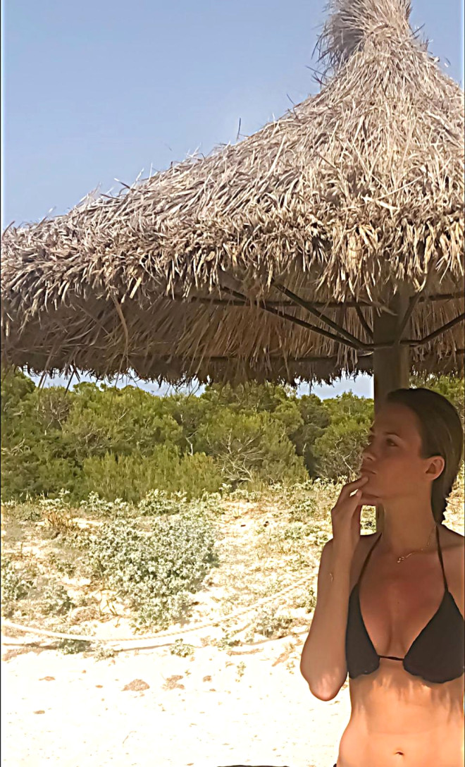 İsveçli kadın pilot Instagram'ı sallıyor! - 5