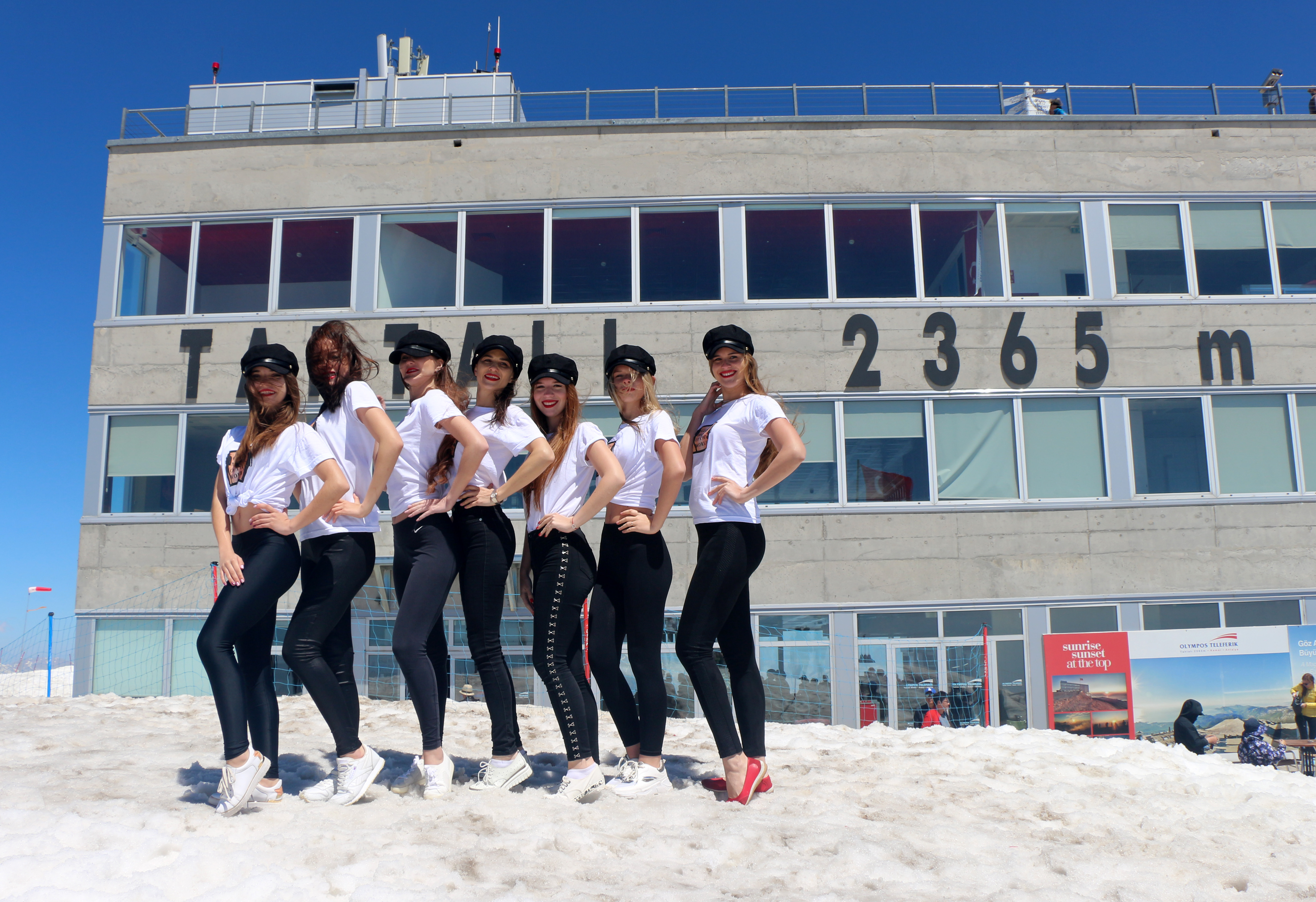 Güzeller Antalya'da iki mevsimi bir arada yaşadı - 11