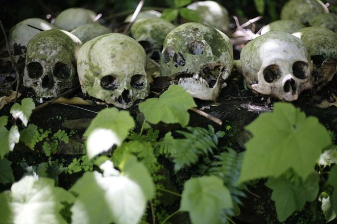 Bu mezarlıkta ölüler gömülmüyor! İlginç bir cenaze ritüeli - 10