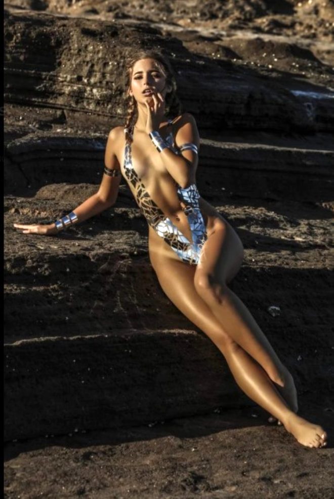 2019 yılına damga vuracak yeni bikini trendi: Koli bandı! - 13