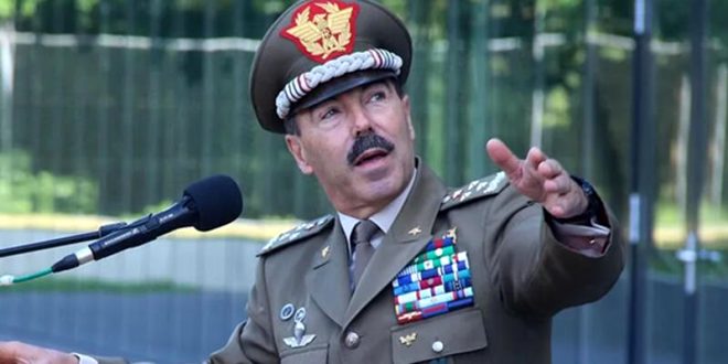 Koronavirüs ünlüleri de vurdu! - 11