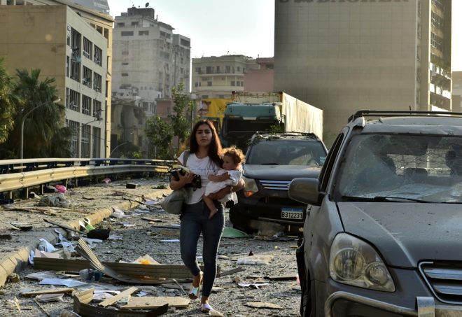 Beyrut'u kana bulayan patlama 300 bin insanı evsiz bıraktı - 2
