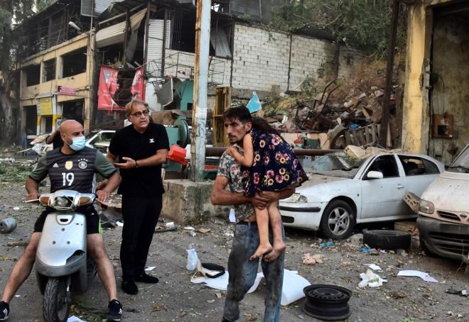 Beyrut'u kana bulayan patlama 300 bin insanı evsiz bıraktı - 7