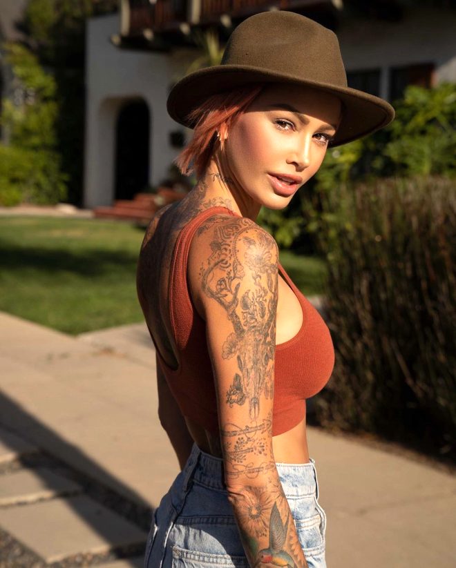 Tina Louise, denizden çıktığına çıkacağına pişman oldu! Öyle bir frikik verdi ki - 6