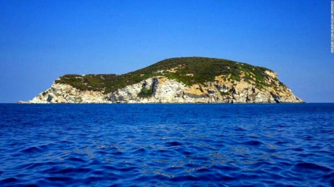 İtalya'nın yasaklı cinsel ilişki adası, karanlık tarihi ile ürkütüyor - 6