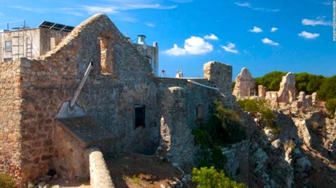 İtalya'nın yasaklı cinsel ilişki adası, karanlık tarihi ile ürkütüyor - 8