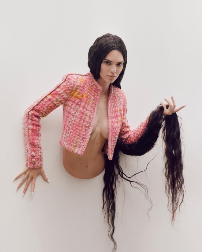 Kendall Jenner kırmızı iç çamaşırlı pozlarıyla nefes kesti! - 7