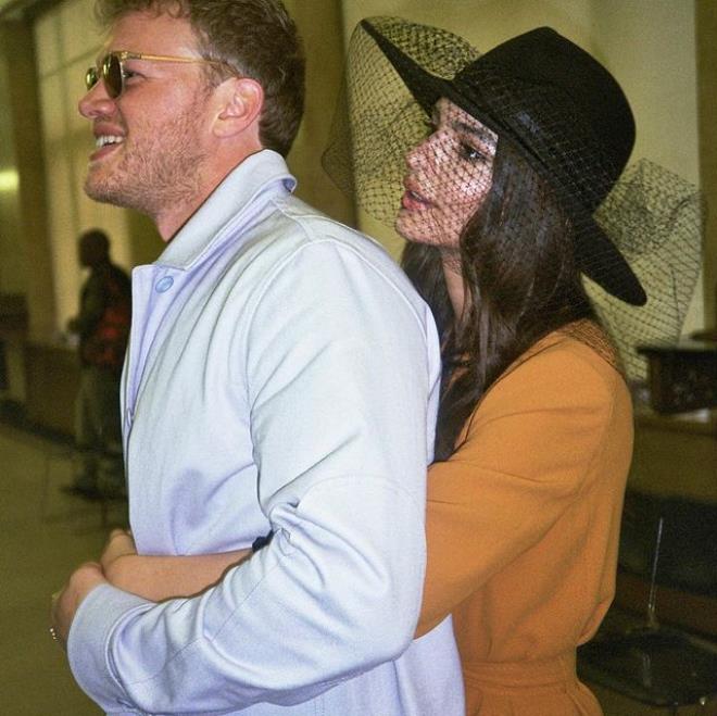 Emily Ratajkowski sınır tanımıyor! Eşiyle özel anlarını sansürsüz paylaştı - 7