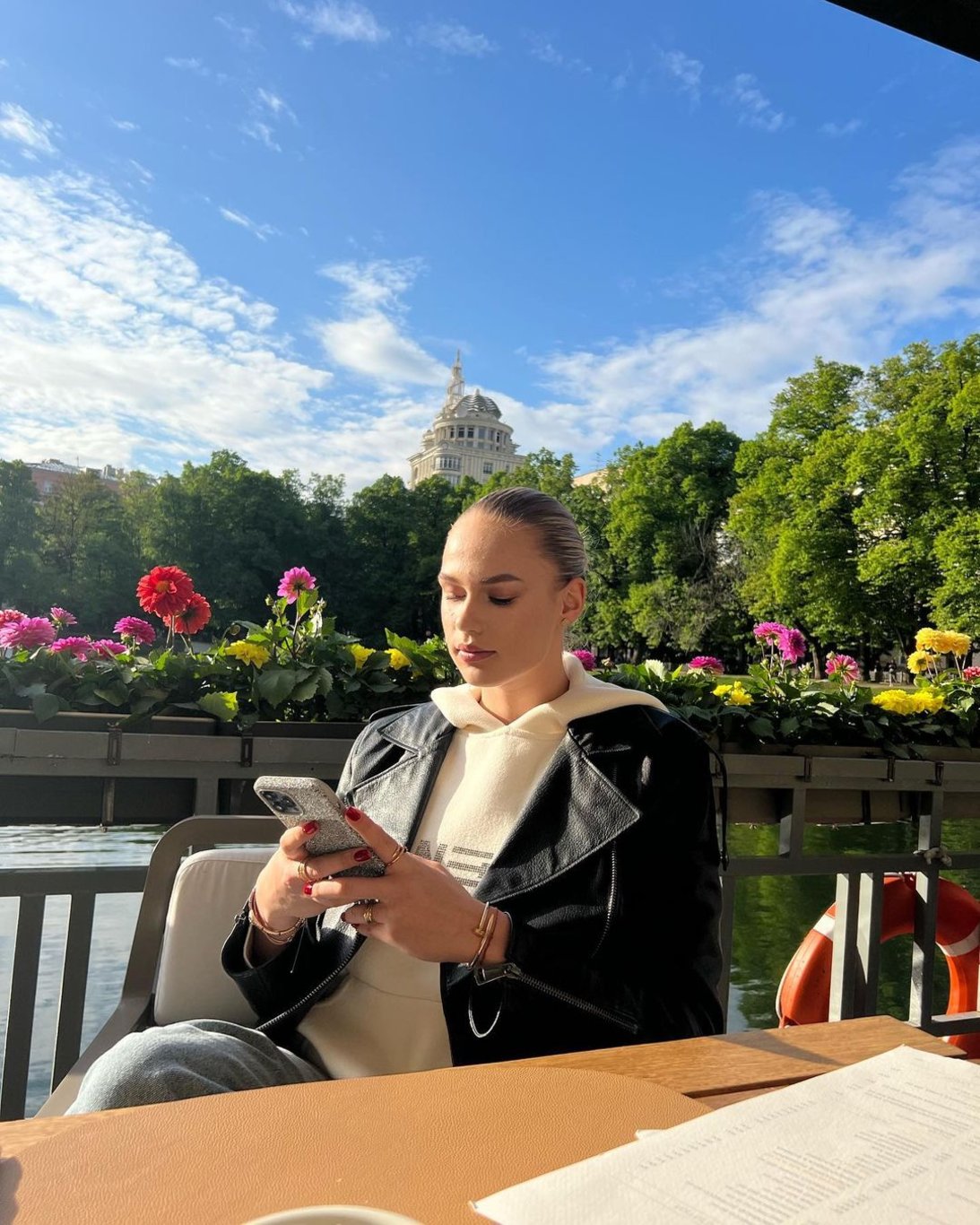 Arina Fedorovtseva güzelliğiyle büyülüyor - 11