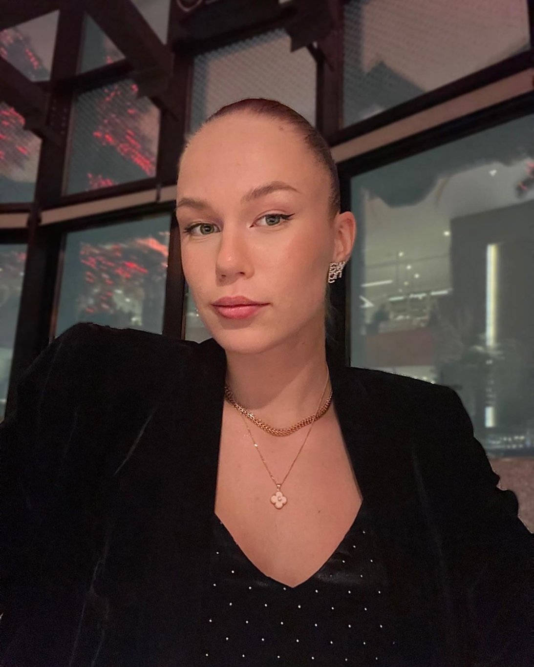 Arina Fedorovtseva güzelliğiyle büyülüyor - 12